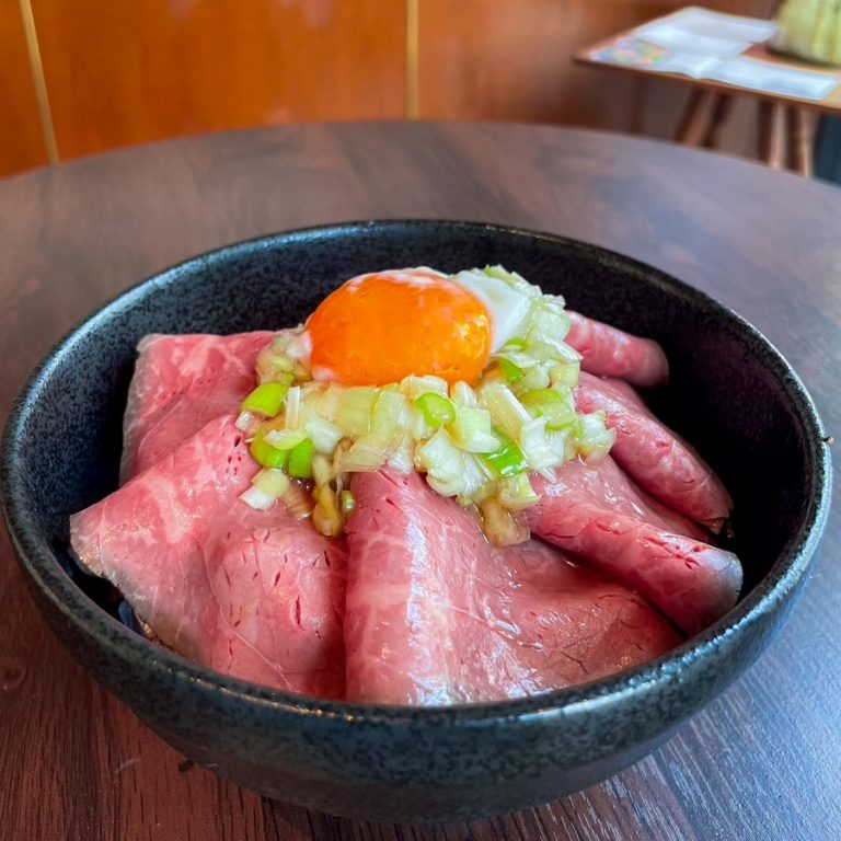 株式会社　トラキャン